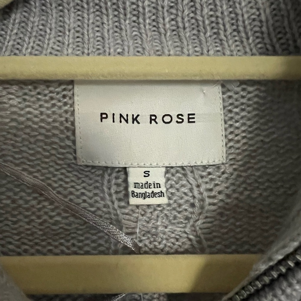 ‼️NWT: Pink Rose Heather Grey Zip Cable Knit Sweater - S - Picture 3 of 5